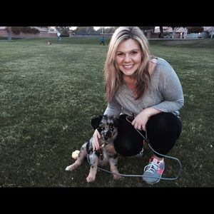 Meet your Posher, Becca